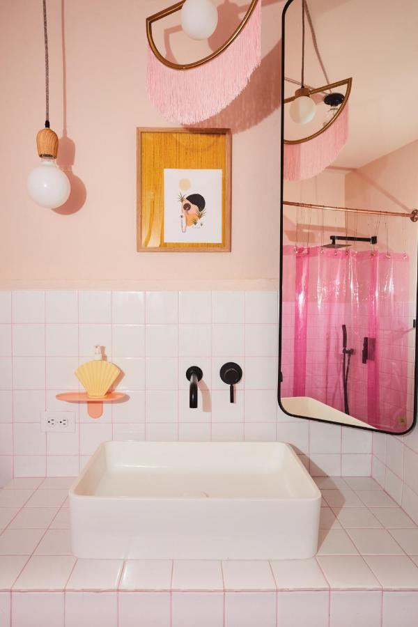Mood Haus By Dw - 70'S Retro Stays 산후안 외부 사진